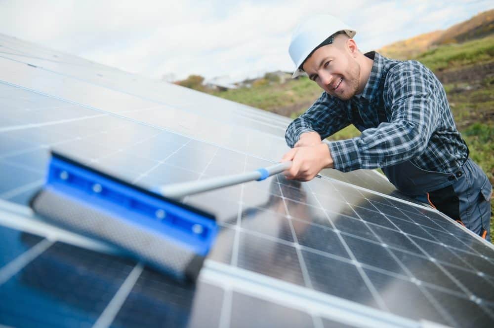 nettoyage panneaux solaires